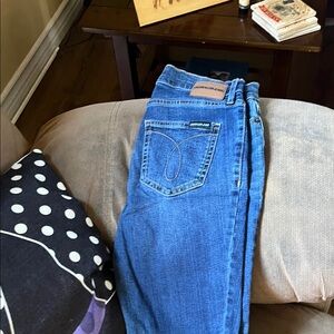 EUC Calvin Klein Skinny Jeans